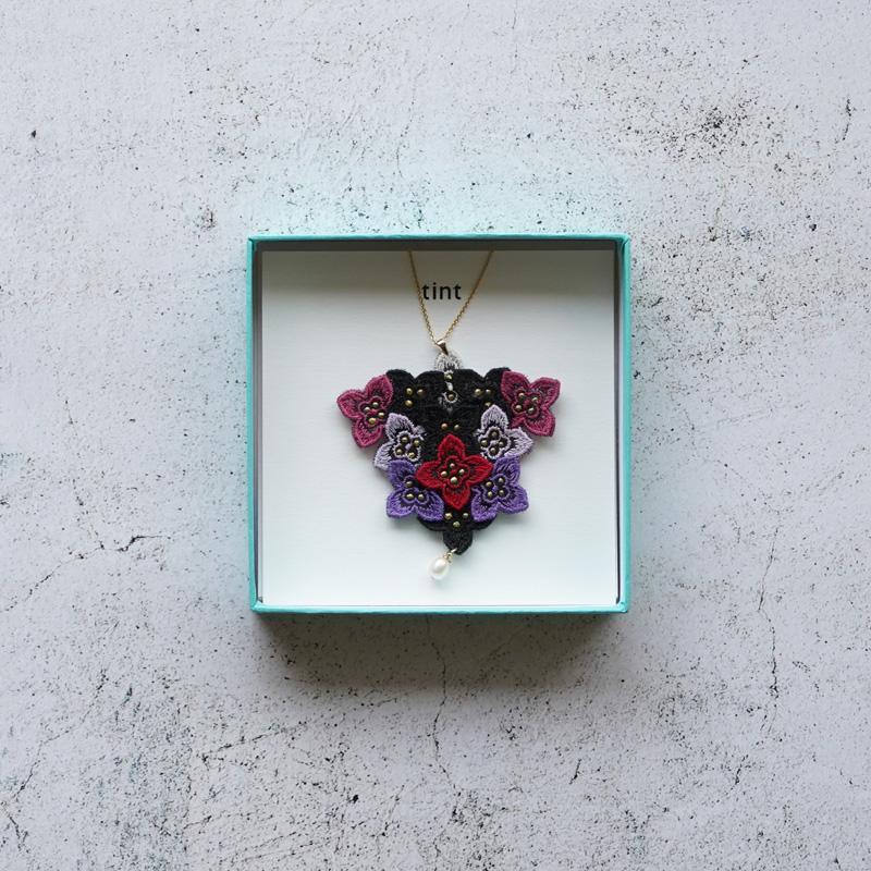 [NECKLACE] TINT (HYDRANGEA) LL WITH PEARL | MORPHOSHERE | KYOTO YUZEN DYEING