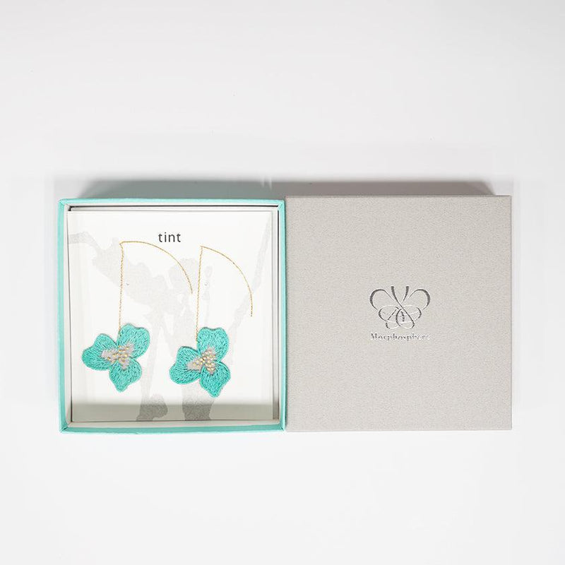 [EARRINGS] TINT PANSY DOUBLE CHERRY BLOSSOMS (S) MINT GREEN | KYOTO YUZEN DYEING | MORPHOSPHERE