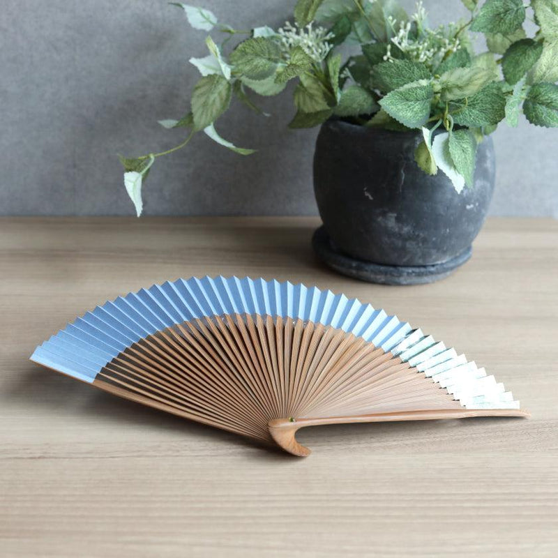 [Hand Fan] Hakusai Blue (ผ้าสั้น) 6.5 Sun | Kyoto Folding Fans | Yasuto Yonehara