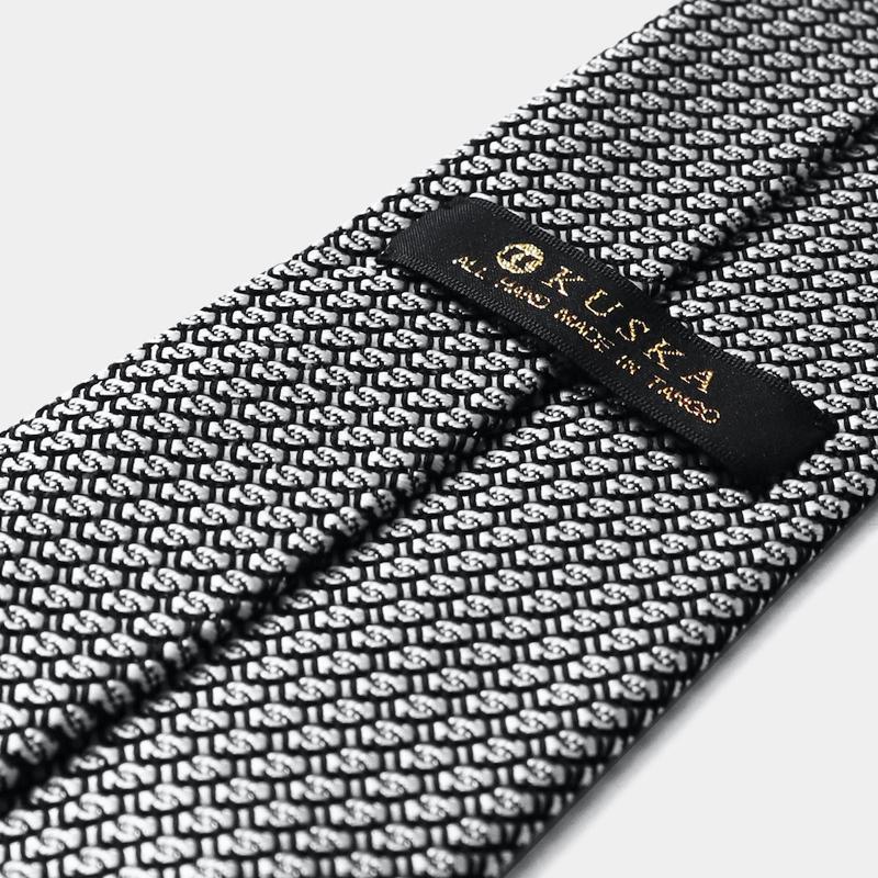 [內蒂]庫斯卡加爾扎領帶（白灰色）|手工編織