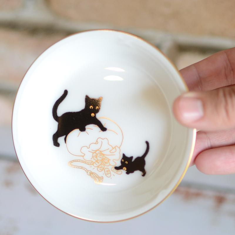 [จานเล็ก ๆ (จาน)] Okura Art China Lucky Black Cat จานเล็กส่วนหนึ่ง - 1 | เซรามิก