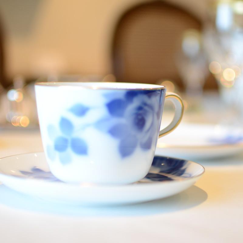[แก้ว (ถ้วย)] Okura Art China Blue Rose Morning Cup & Saucer | เซรามิก