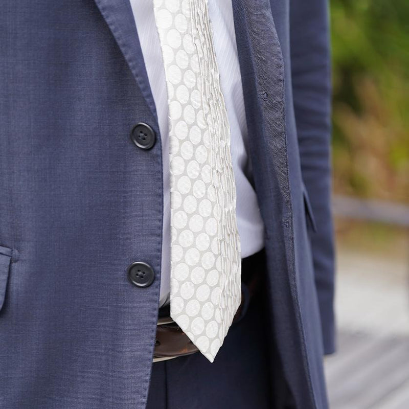 [tie tie pleats] ลายจุดสีขาว | Nekado | Nishijin Ori (สิ่งทอ)