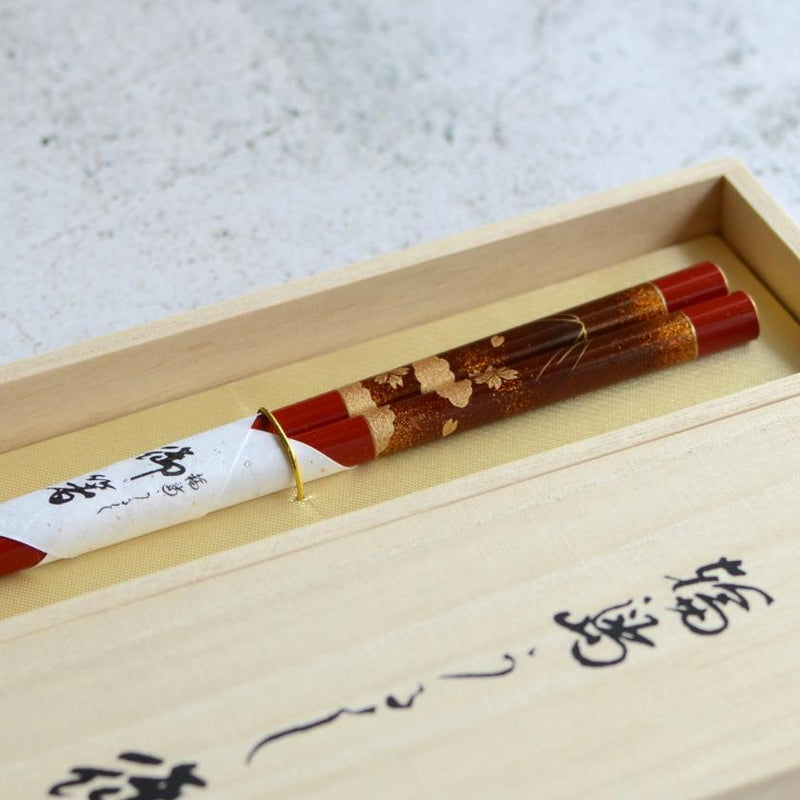 [젓가락] 손으로 그린 ​​금 또는 실버 Lacqur Gold Nashiji Fuji 벚꽃 빨강 (1 세트) | 하시모토 쿠쿠 쿠 시키 | 와지 마 래커