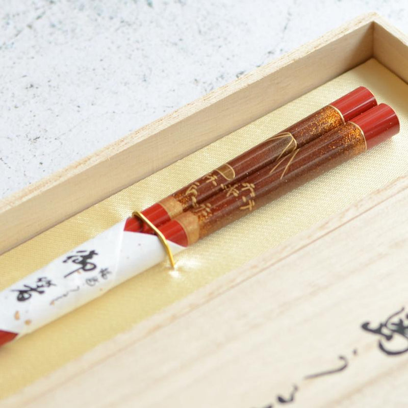 [筷子]手繪金或銀LACQUR GOLD Nashiji Fuji Matsubara Red（1套）| Hashimoto Kousaku Sikki | Wajima漆器