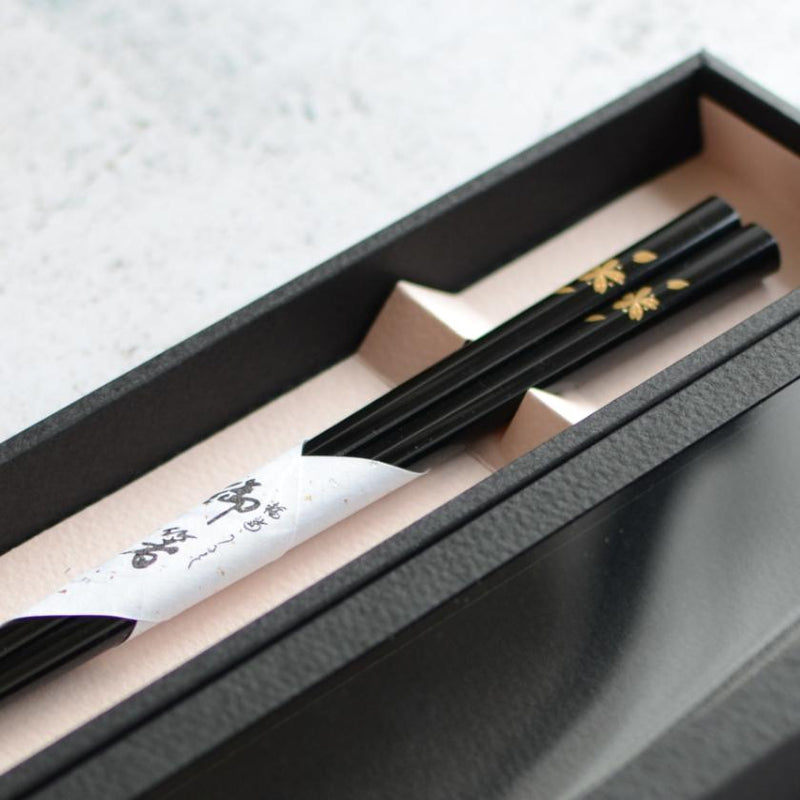 [筷子]鮮花黑色或銀La Lacqur旋轉，花黑色（1套）| Hashimoto Kousaku Sikki | Wajima漆器