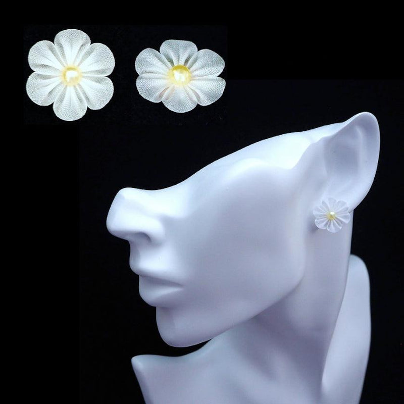 [อุปกรณ์เสริม] ผ้า Gofun ดอกไม้ (สีขาว) | Tsumami Kanzashi