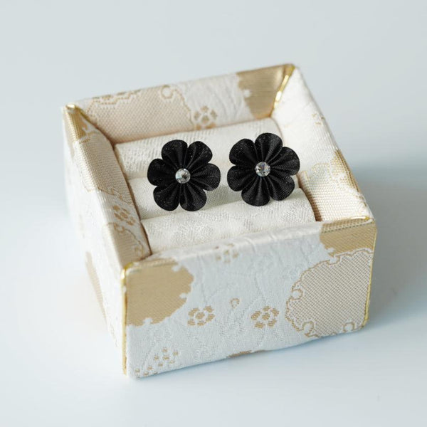 [액세서리] 천 꽃 카치 (검은 색) | 츠마미 칸 자시