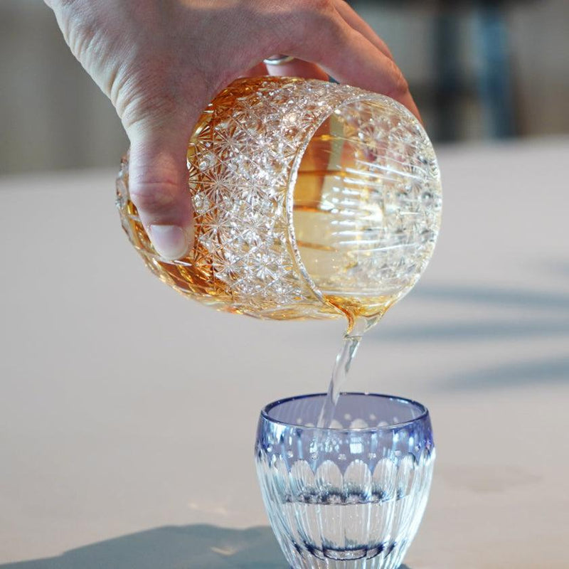 [清酒瓶] Katakuchi Fuka（令人眼花繚亂的風）由君尼·納布納尼·傳統工藝碩士| kagami水晶| edo cut glass