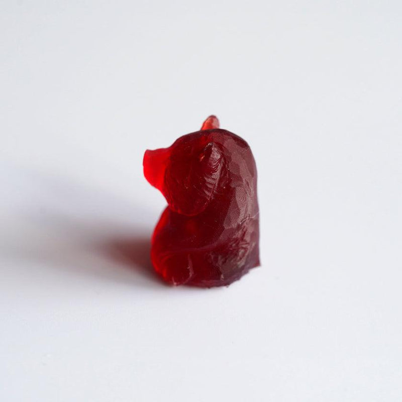 [FIGURINE] SINKOP SITTING BEAR (RED) | AINU CRAFTS
