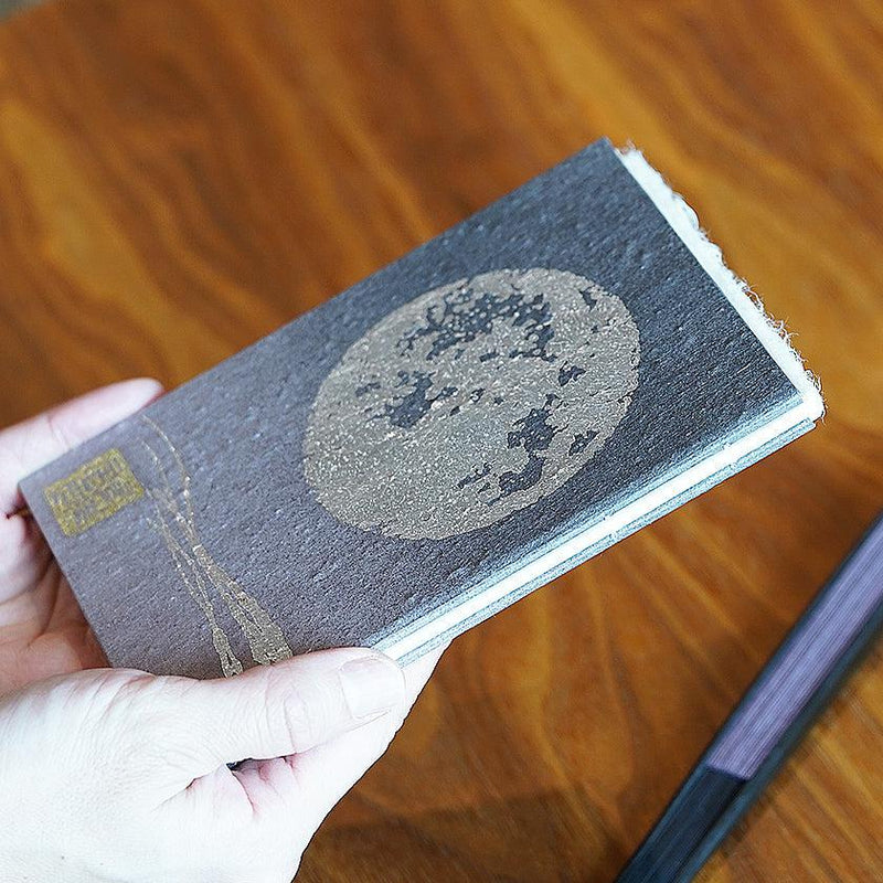 [เครื่องเขียน] หนังสือแสตมป์แดงฟูลมูน (สีม่วง) | Karakami (กระดาษญี่ปุ่น) ｜ keibifugetsu