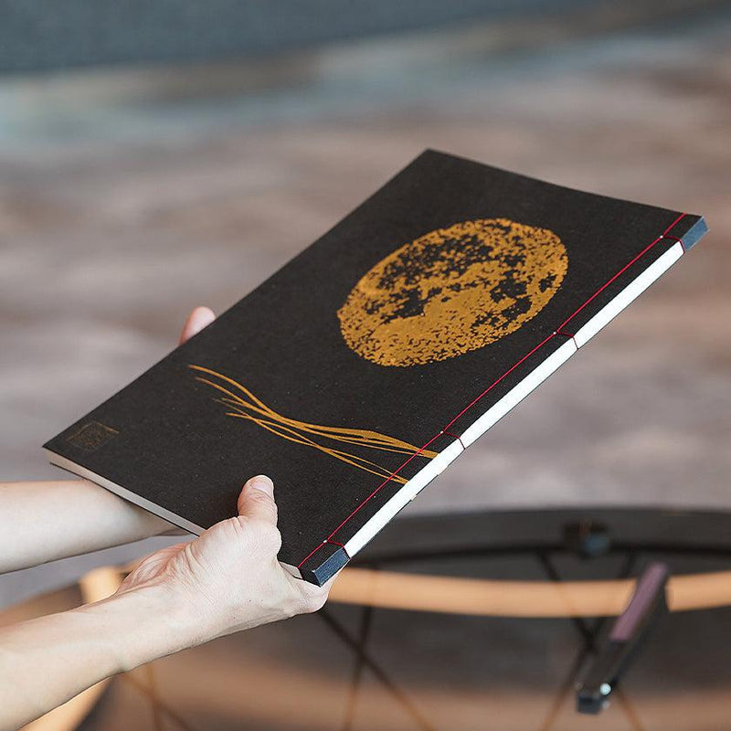 [เครื่องเขียน] สมุดบันทึกพระจันทร์เต็มดวง (สีดำ) | Karakami (กระดาษญี่ปุ่น) ｜ keibifugetsu