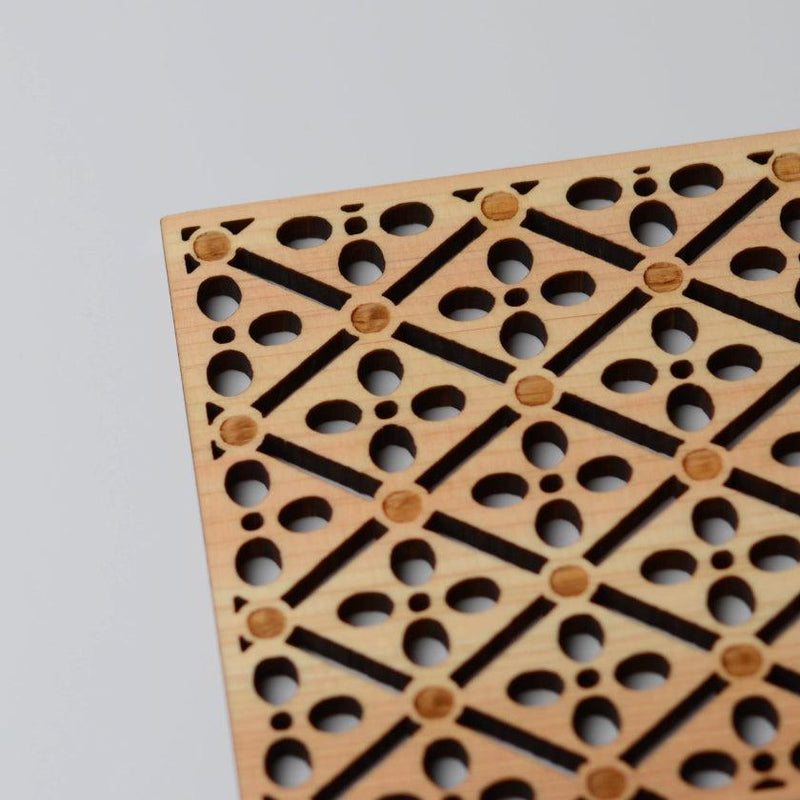 [Coaster] พลัมดอกบนรูปแบบเพชร | การพิมพ์และการแกะสลัก Kyo-Yuzen | Sansai Studio