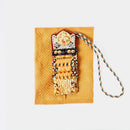 The pattern on the inner bag may vary depending on the product.