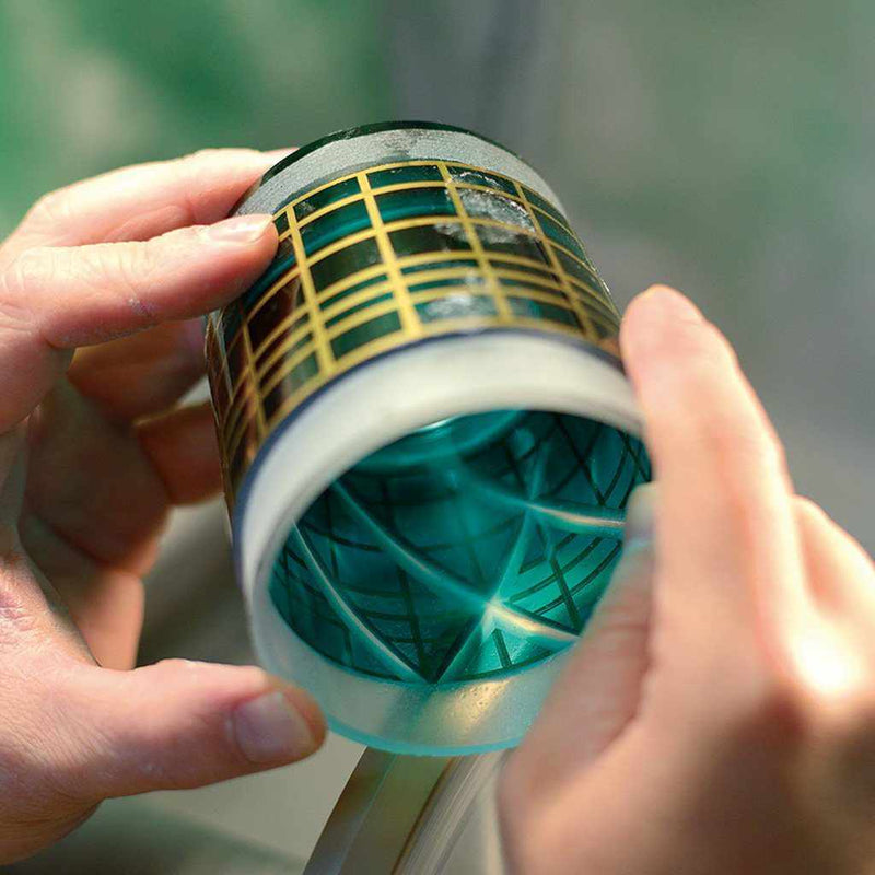 [GLASS] DOUBLE-COVERED OCHOKO (GREEN-LAPIS LAZULI) IN A PAULOWNIA BOX | SATUMA VIDRO | SATSUMA CUT GLASS