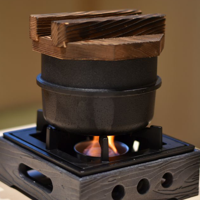 [炊具（鍋）] Homusubi木炭水壺為一人牛爐套裝（直接火災和IH）|碳處理