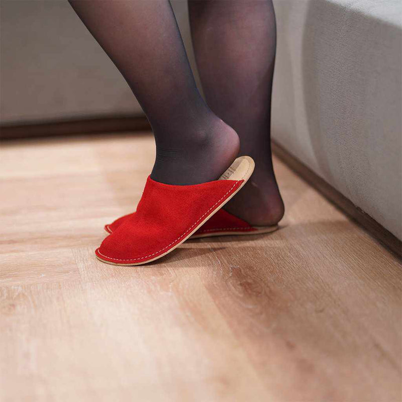 [รองเท้าแตะ] รีลา เวเลอร์ รูม ซาโบ (สีแดง) | การแปรรูปหนัง